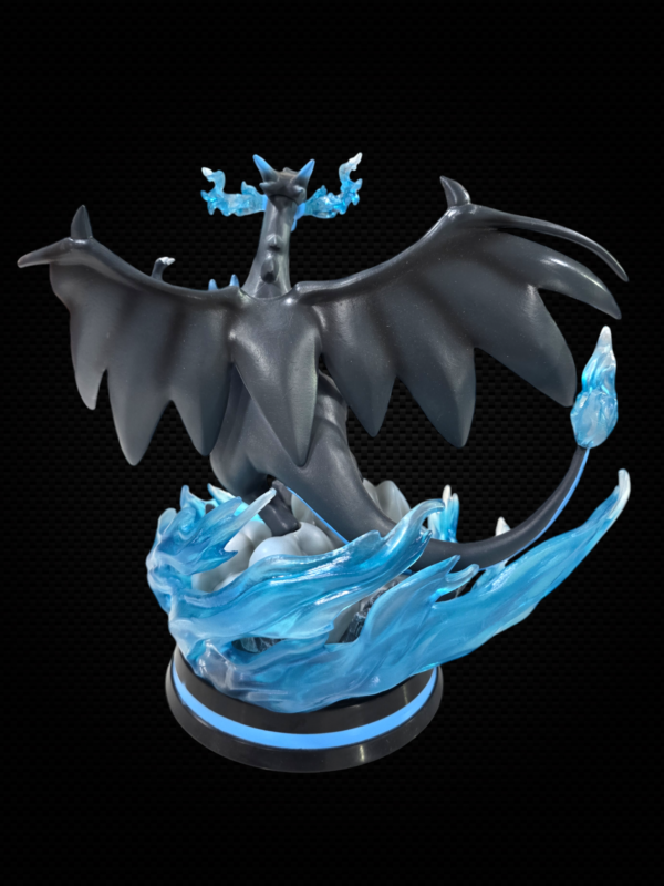 POKEMON MEGA CHARIZARD "X" COLLECTABLE FIGURE WITH LIGHTS (9.5" OR 24 CM) - Image 3