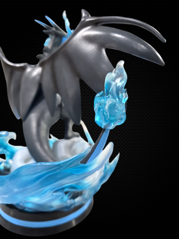 POKEMON MEGA CHARIZARD "X" COLLECTABLE FIGURE WITH LIGHTS (9.5" OR 24 CM) - Image 5