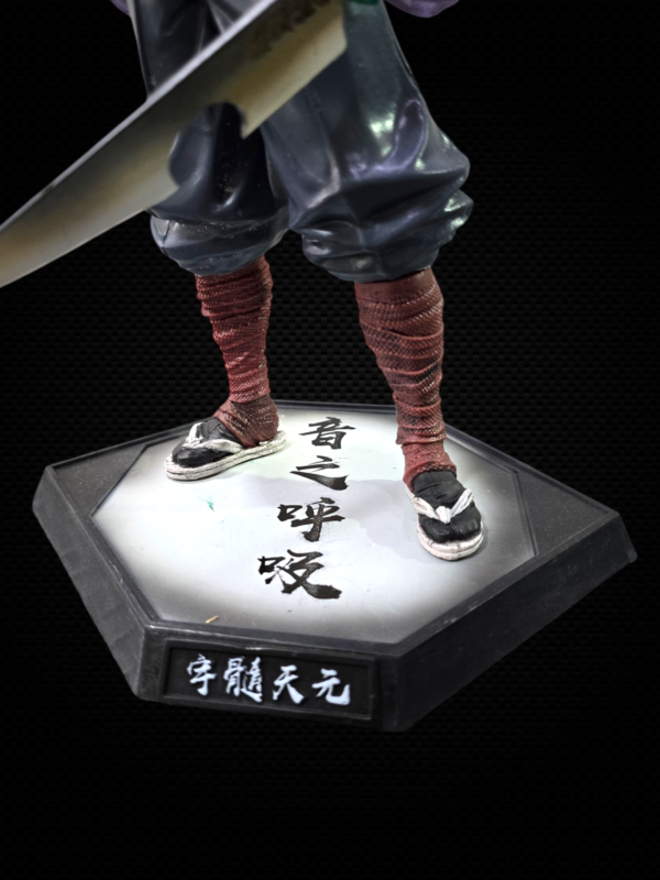 TENGEN UZUI ACTION FIGURE (30CM) - DEMON SLAYER - Image 3