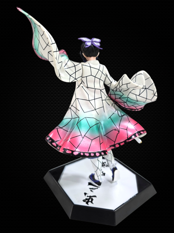 Shinobu Kochō ACTION FIGURE (30CM) - DEMON SLAYER - Image 4