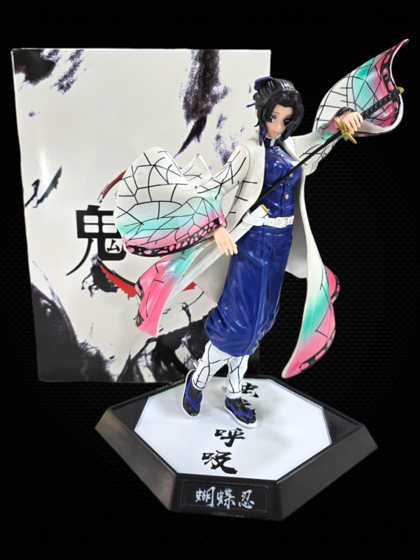 Shinobu Kochō ACTION FIGURE (30CM) - DEMON SLAYER - Image 5