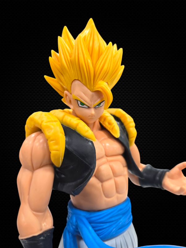 GOGITA SUPER SAIYAN ACTION FIGURE (30CM) - DRAGON BALL - Image 2