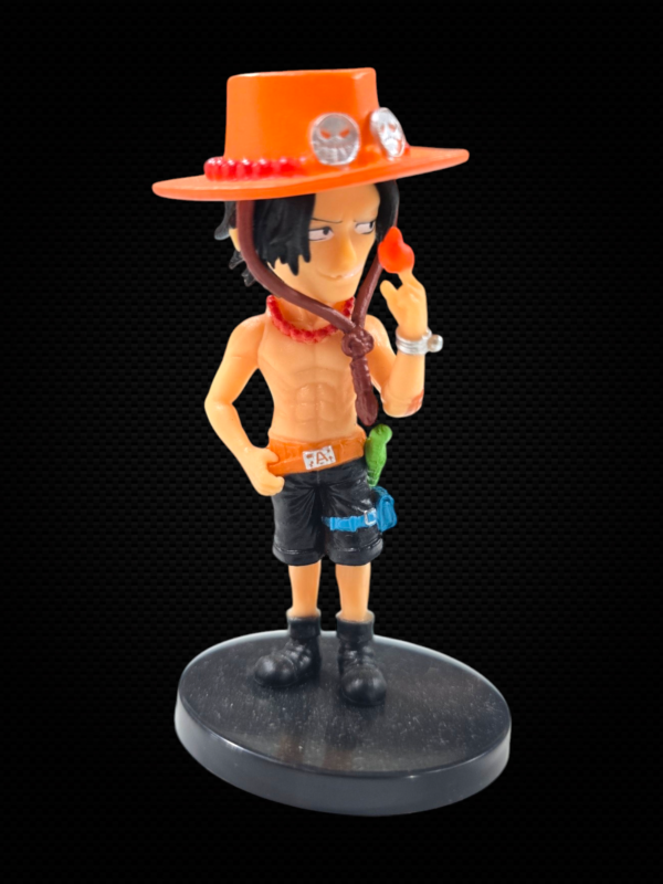 ACE MINI FIGURE