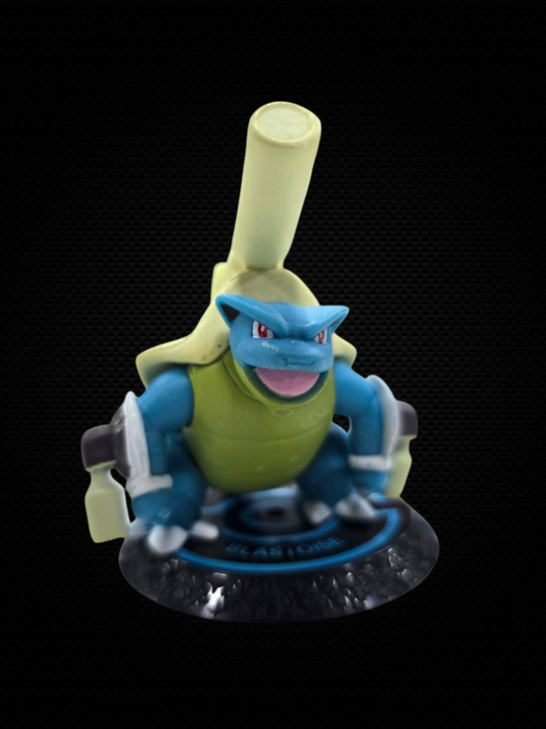 BLASTOISE MINI FIGURE - POKEMON