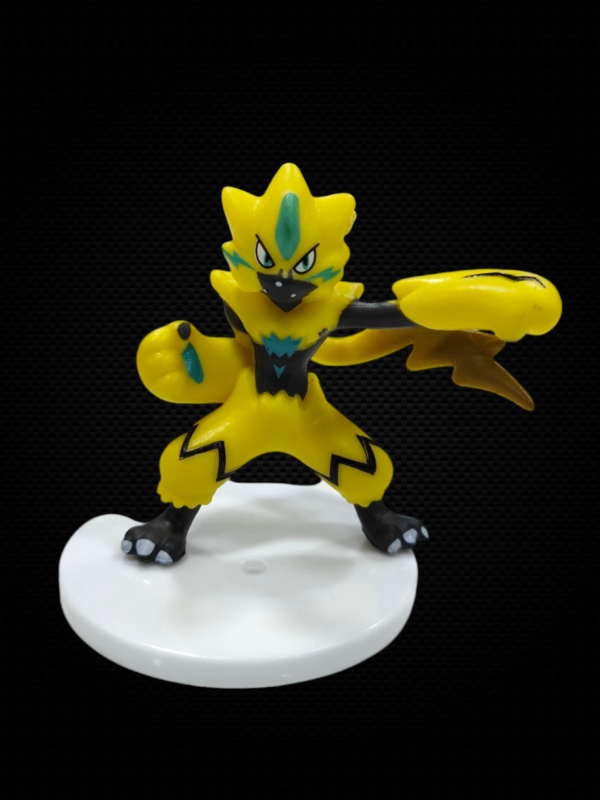 ZERAORA MINI FIGURE - POKEMON